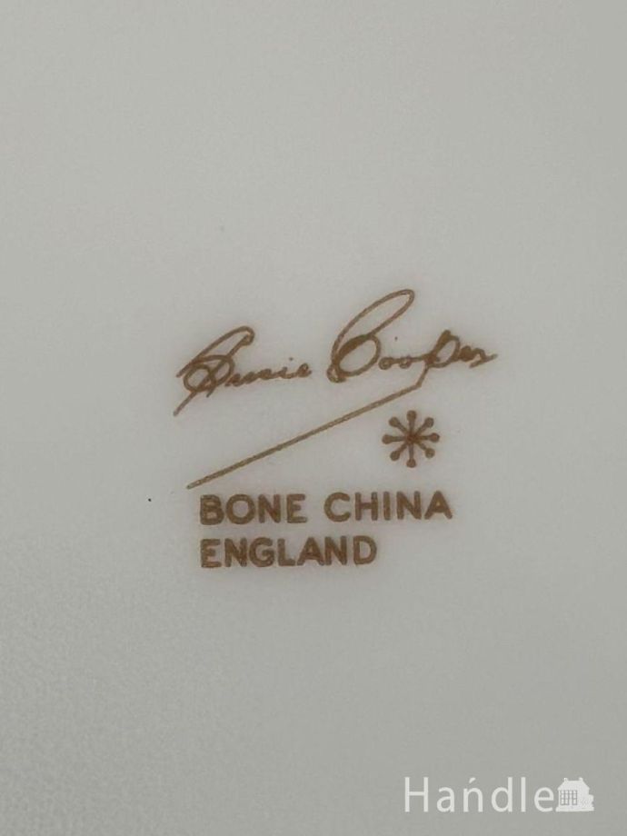 スージークーパーのバックスタンプ