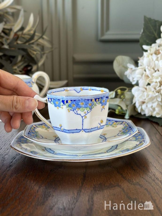 イギリスのカップ&ソーサー(トリオ)