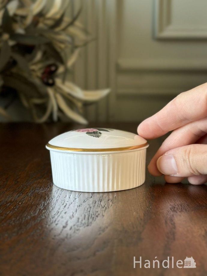 おしゃれな小物入れ