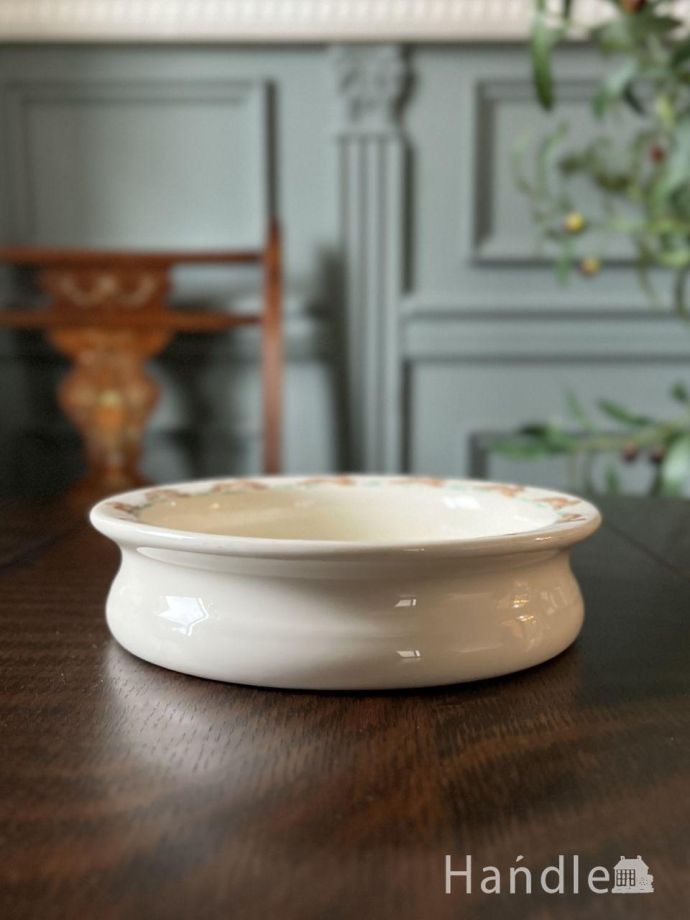 英国アンティークのおしゃれな食器