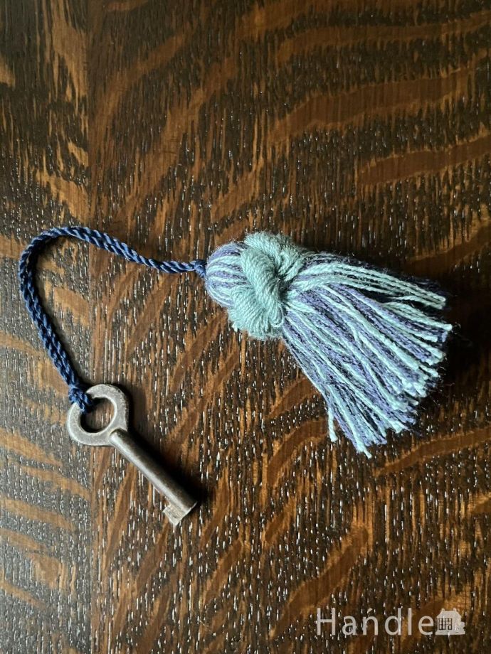 鍵に付けるタッセル