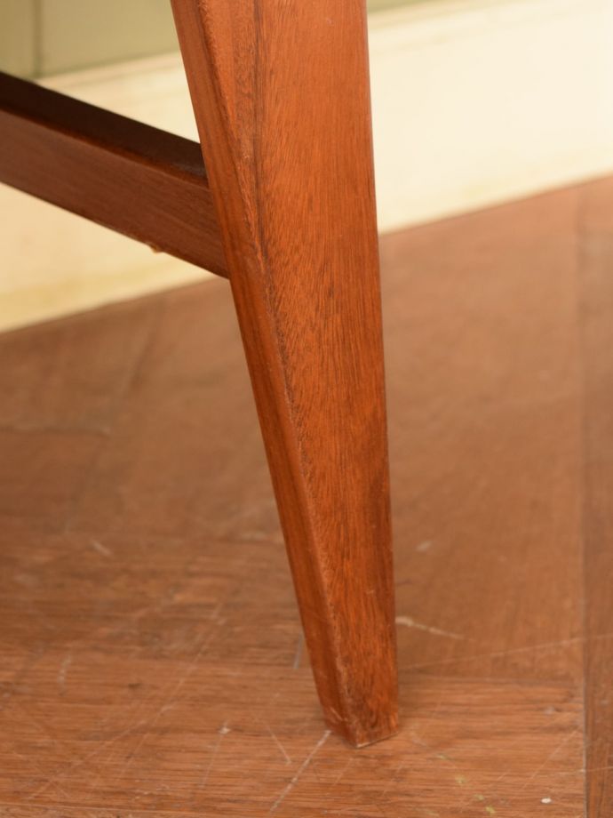 ビンテージ家具の脚