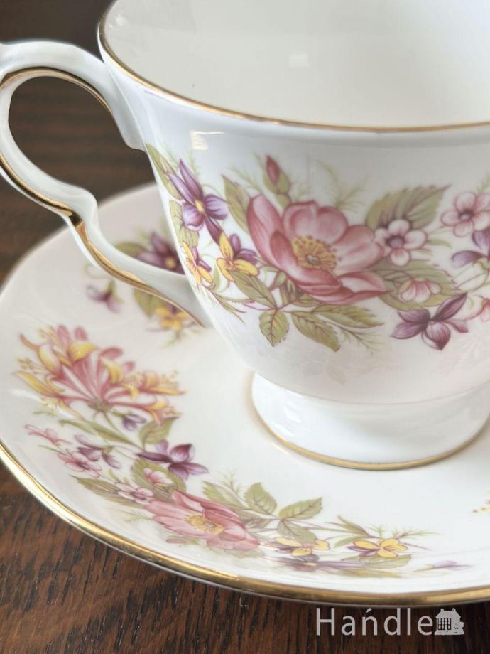 アンティークのカップ＆ソーサー