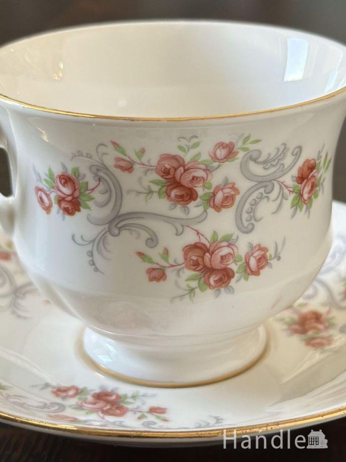 アンティークのカップ&ソーサー