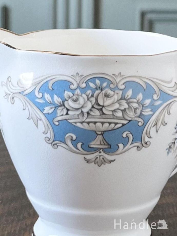 アンティークのミルクピッチャー