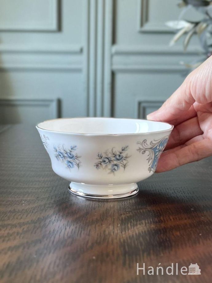 陶磁器のシュガーボウル