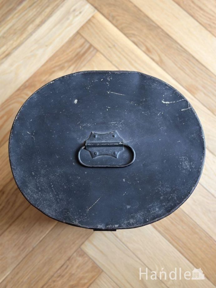 アンティークのボックス