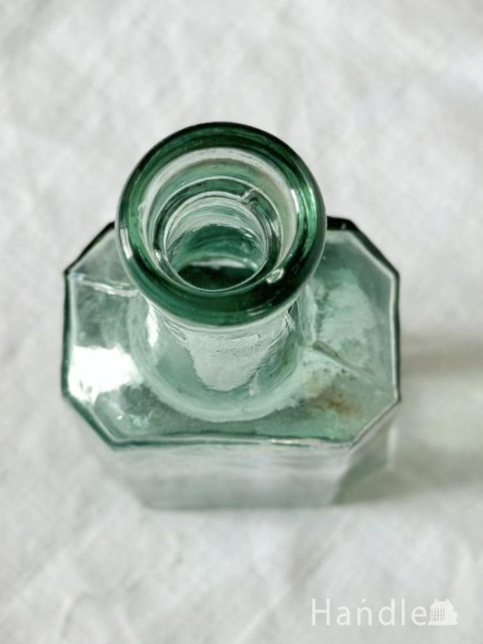 おしゃれなアンティークガラス雑貨