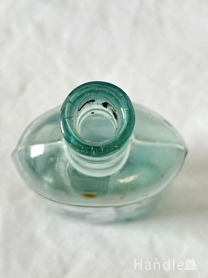 おしゃれなアンティークガラス雑貨