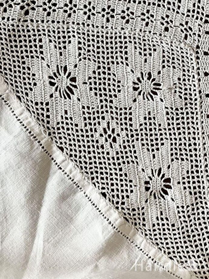 アンティークのクロス