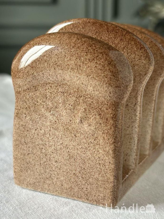 アンティークのトーストスタンド