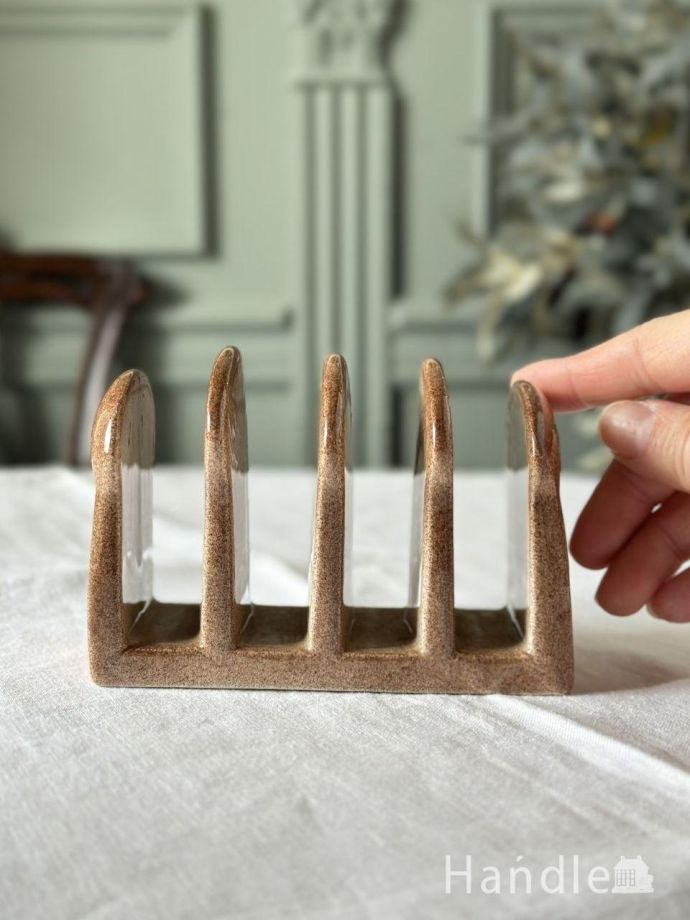 英国アンティークのトーストラック