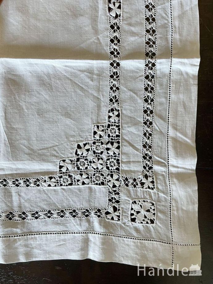 ドロンワークレースのテーブルマット、フランスから届いたアンティーク