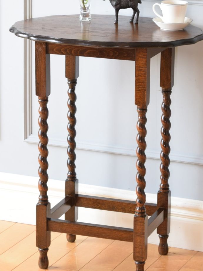 おしゃれなサイドテーブル