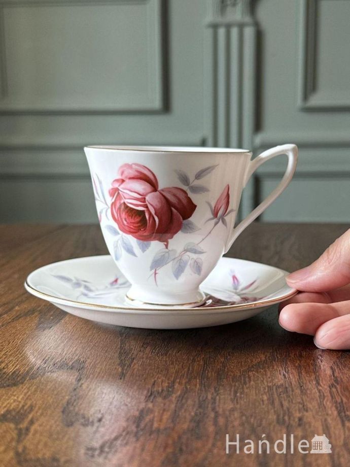 アンティークのカップ&ソーサー