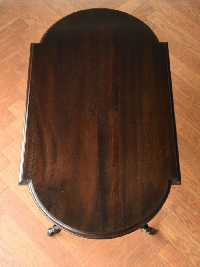 オケージョナルテーブルの天板