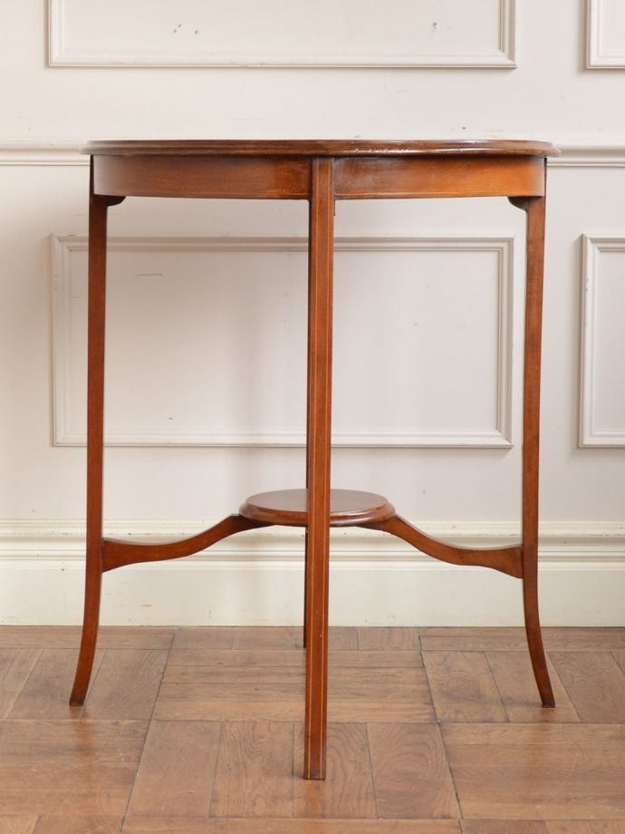 オケージョナルテーブルの側面