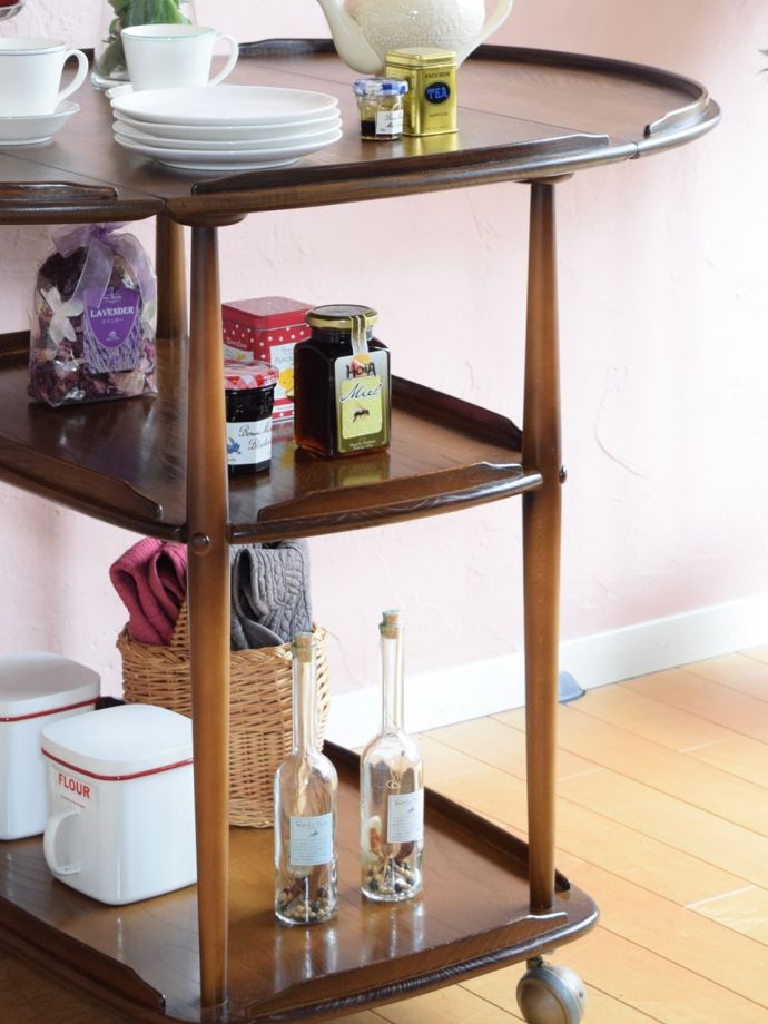 アーコール社のヴィンテージ家具