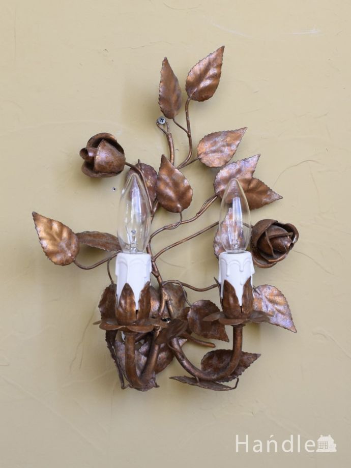 アンティークの壁付け照明