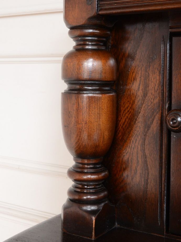 ERCOLの家具の装飾