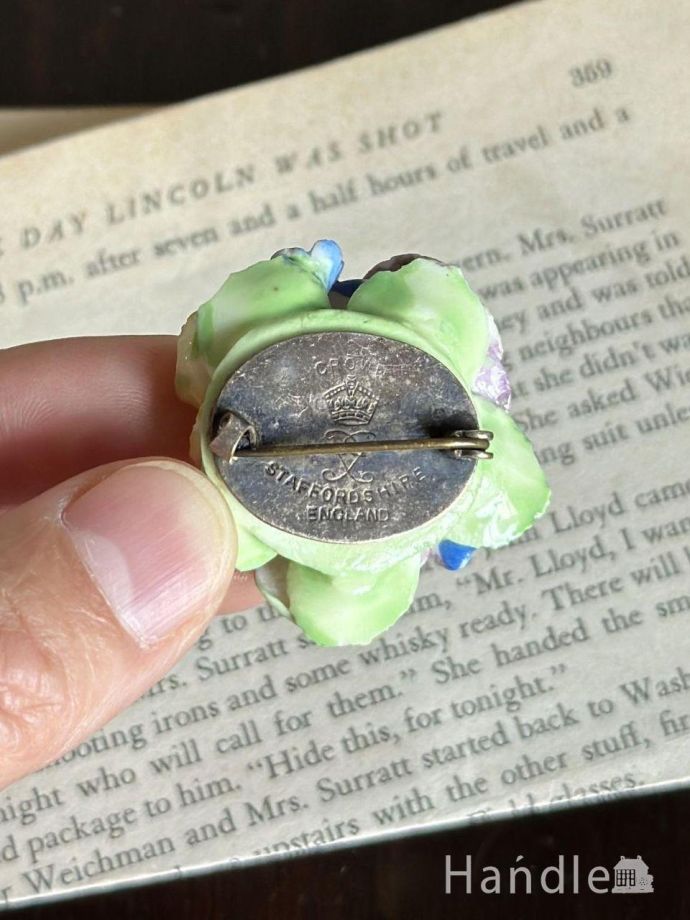 おしゃれなブローチ