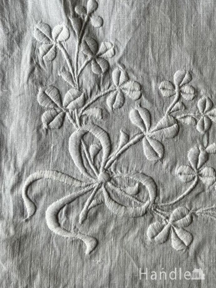 アンティークのドイリー