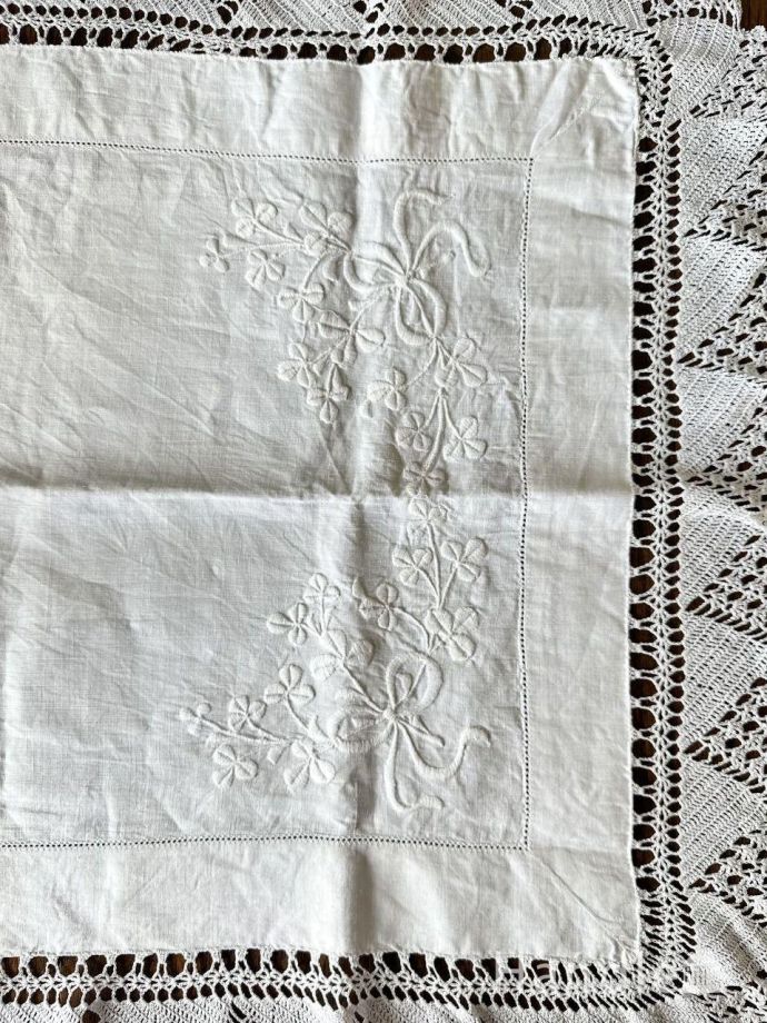 アンティークの布雑貨