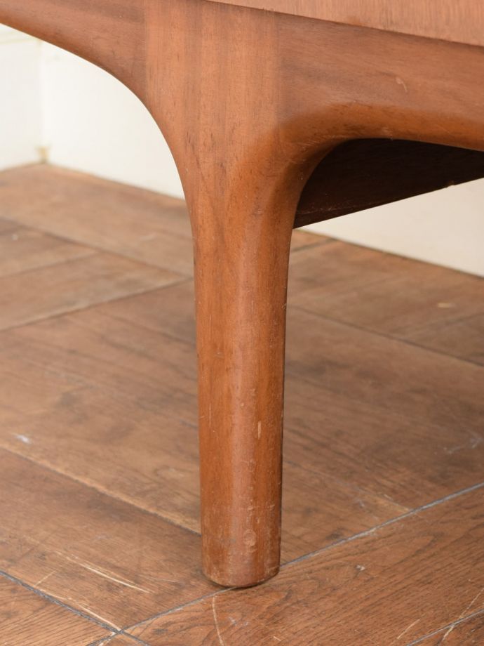 ビンテージ家具の脚