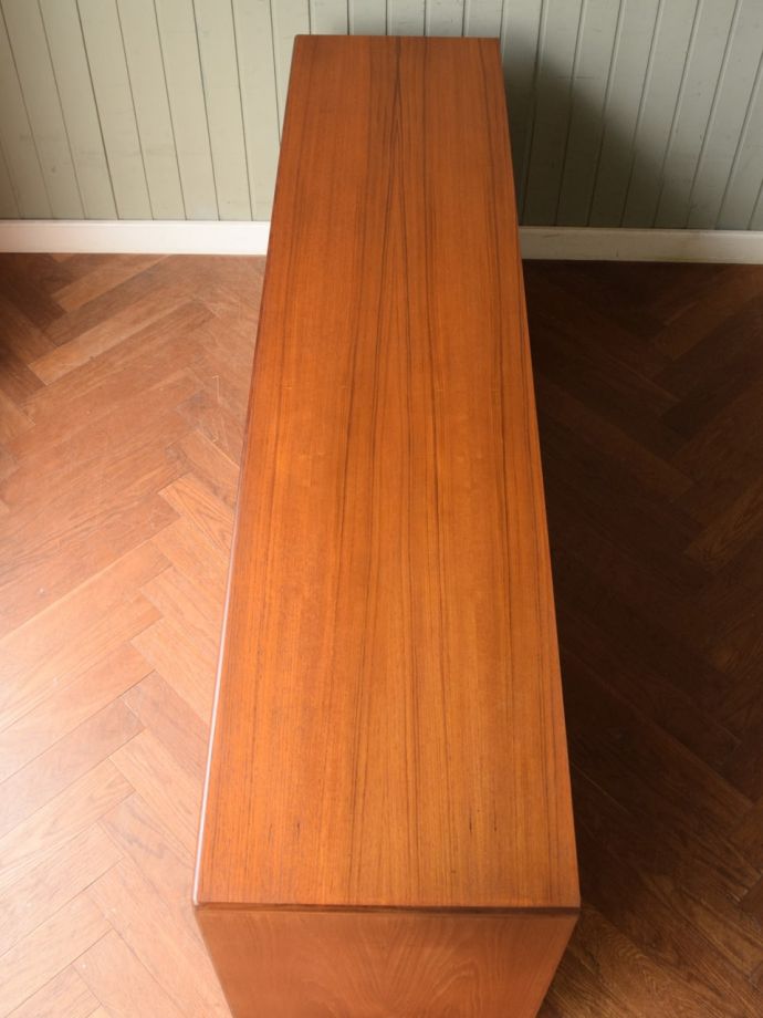 G-planのビンテージ家具の天板