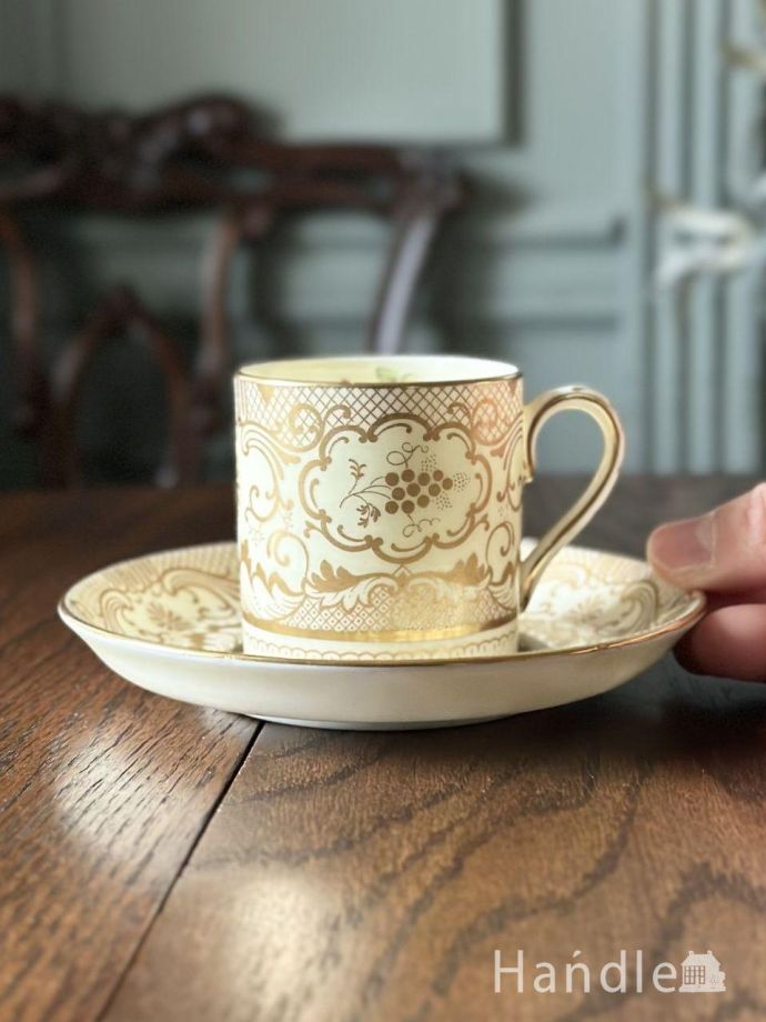 アンティークのカップ＆ソーサー