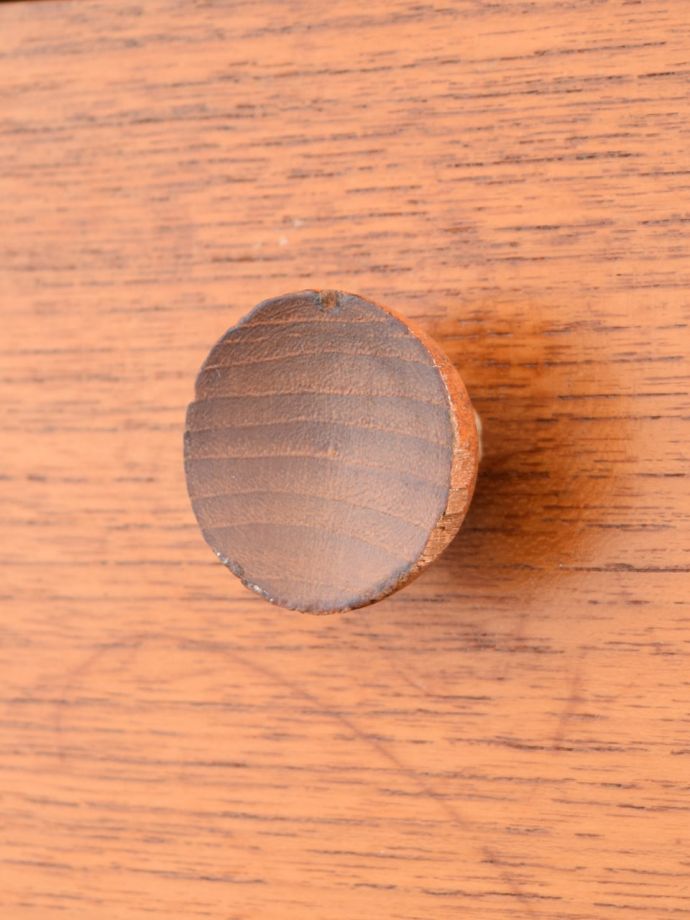 ビンテージキャビネットの取っ手