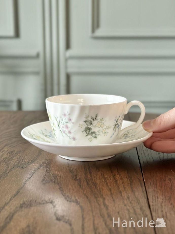 アンティークのカップ&ソーサー