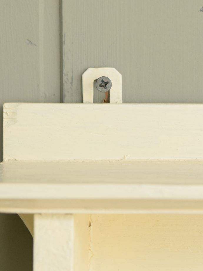 アンティークシェルフの取り付け部分