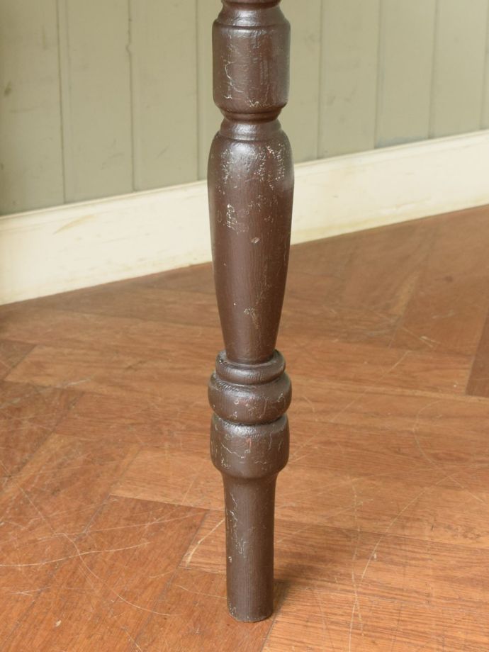 アンティーク家具の脚