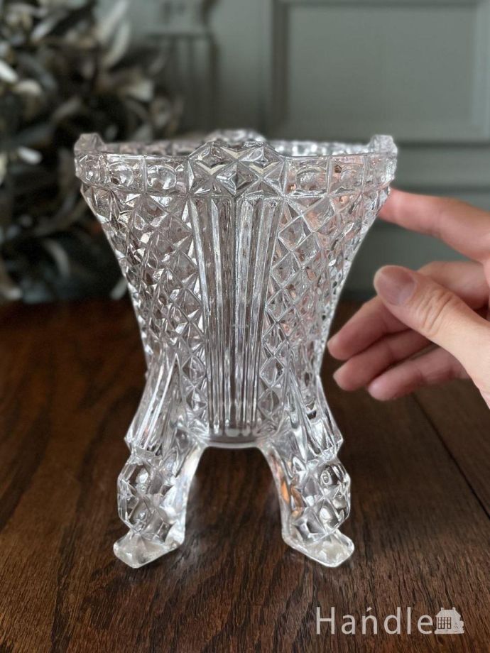 アンティークガラスの花器の大きさ