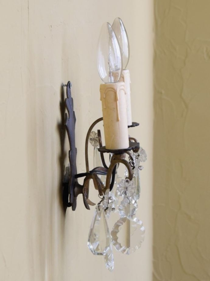 壁付けシャンデリアの側面