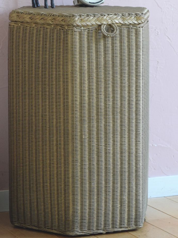 ロイドルームボックスの色