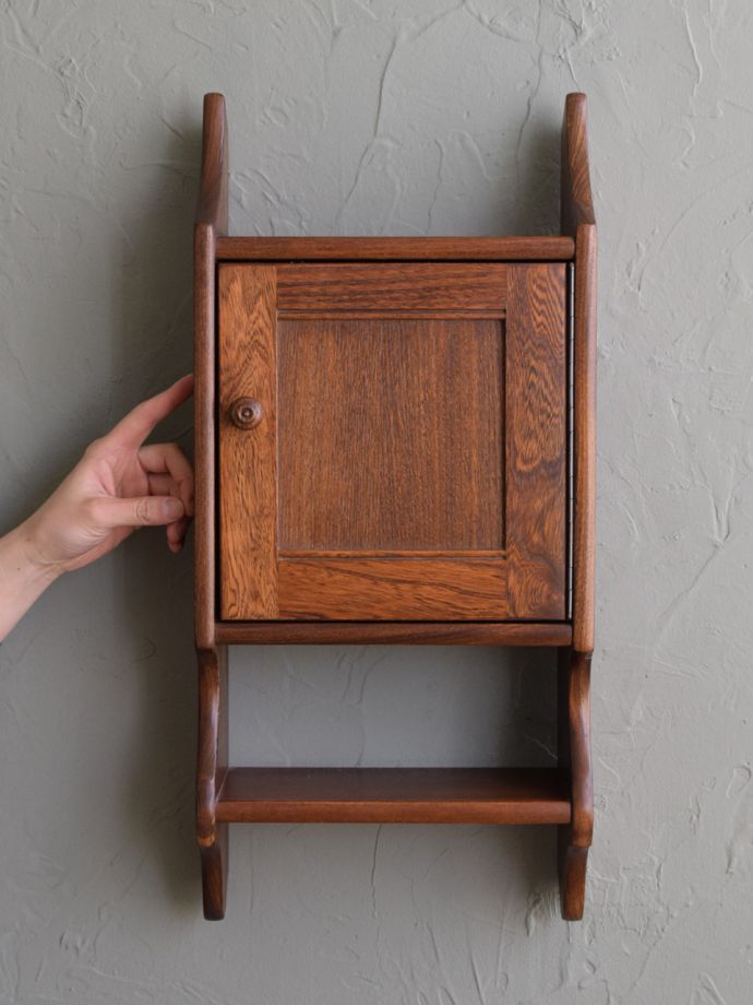 アーコールのおしゃれなキャビネット