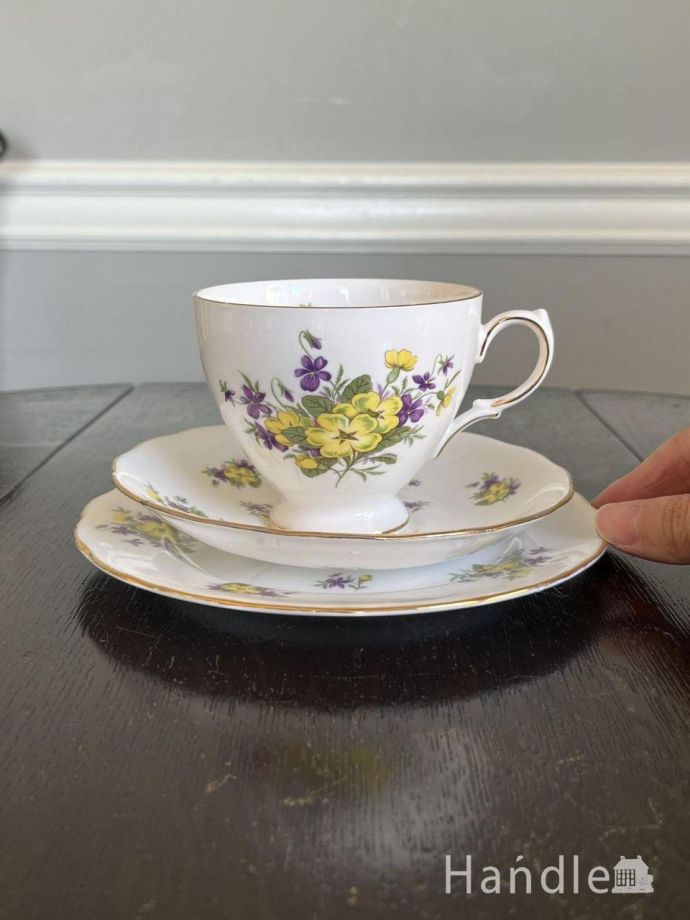 アンティークのカップ&ソーサー