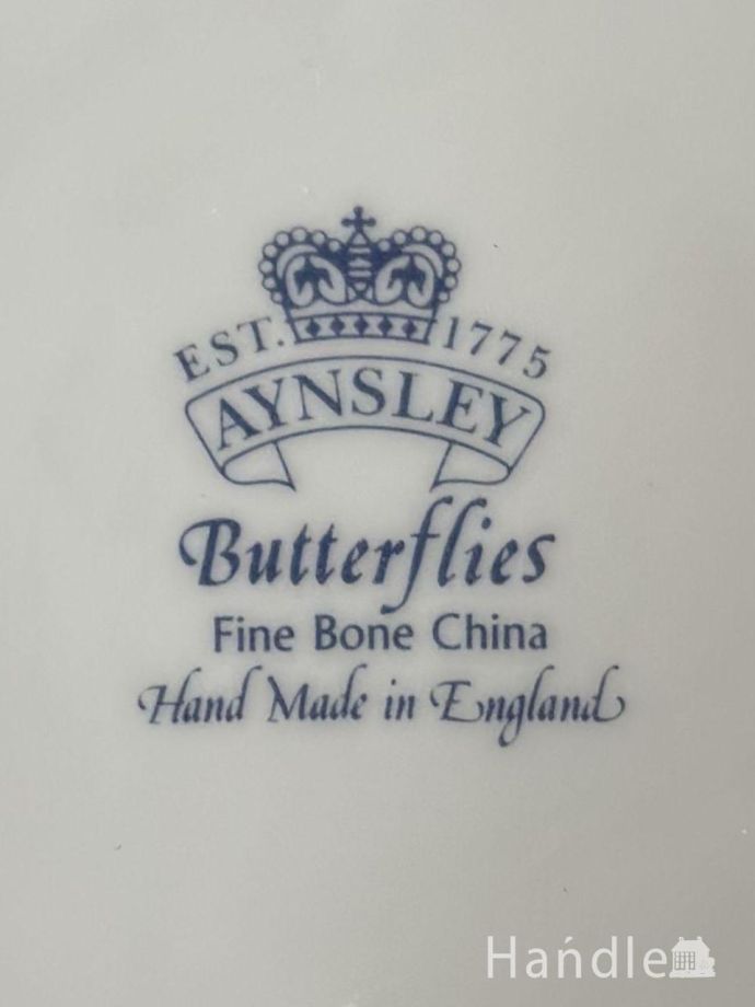 フラワーベースのバックスタンプ