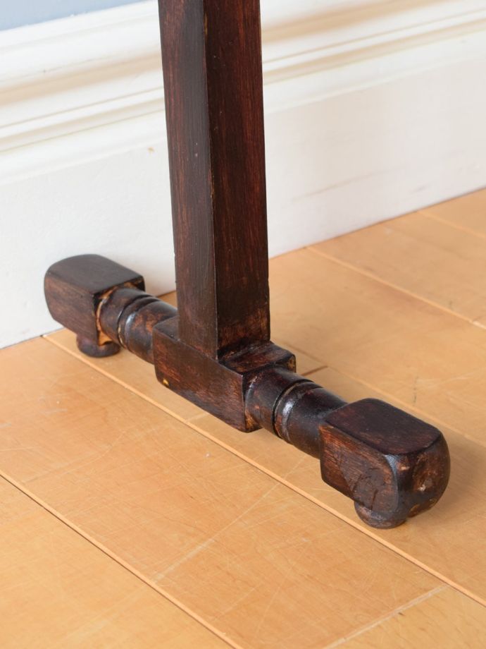 タオルハンガーの足