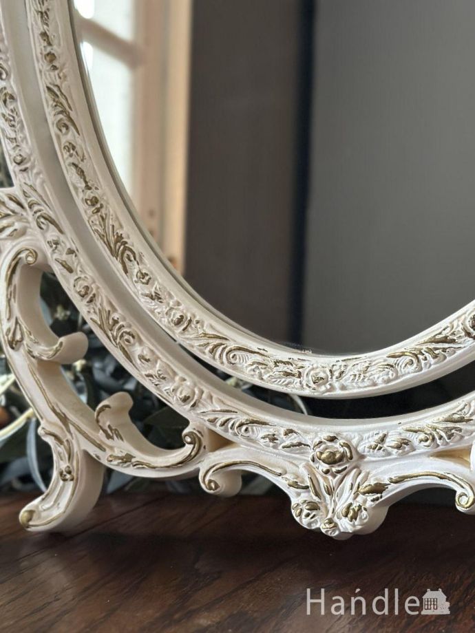 アンティークのおしゃれなミラー