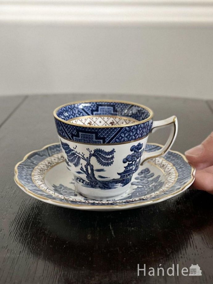 アンティークのカップ&ソーサー