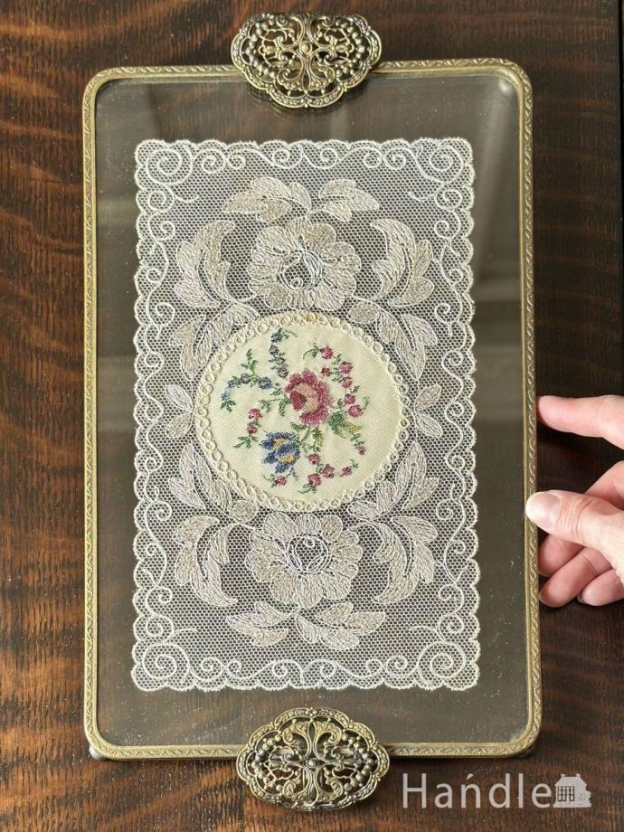 アンティークのおしゃれなトレイ