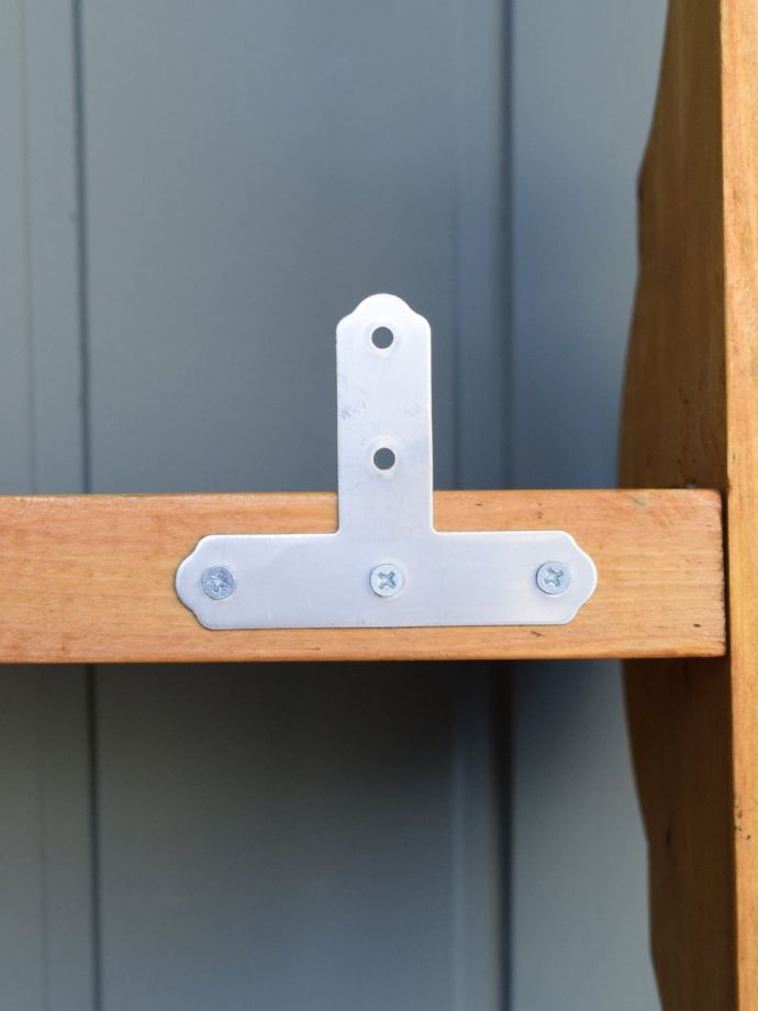 アンティークシェルフの取り付け