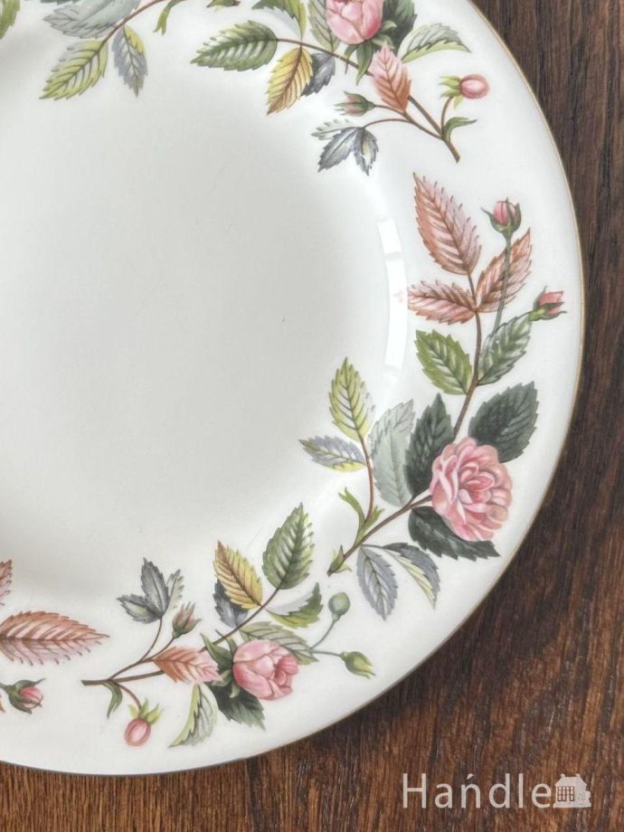 イギリスのカップ&ソーサー(トリオ)