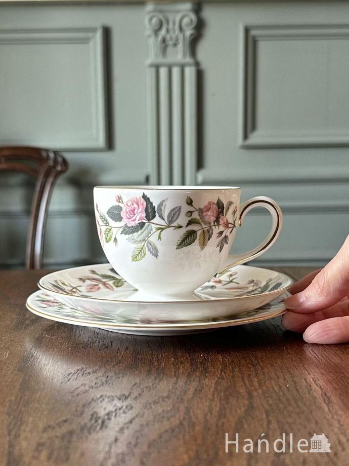 アンティークのカップ&ソーサー