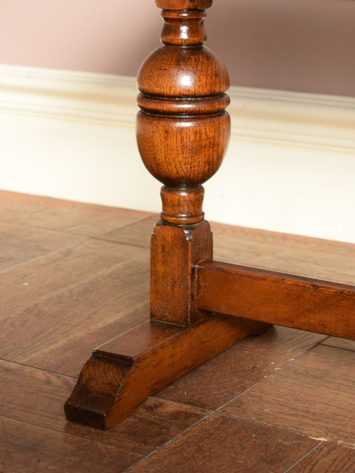 アンティーク家具の脚