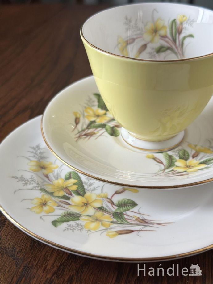 アンティークのカップ＆ソーサー(トリオ)