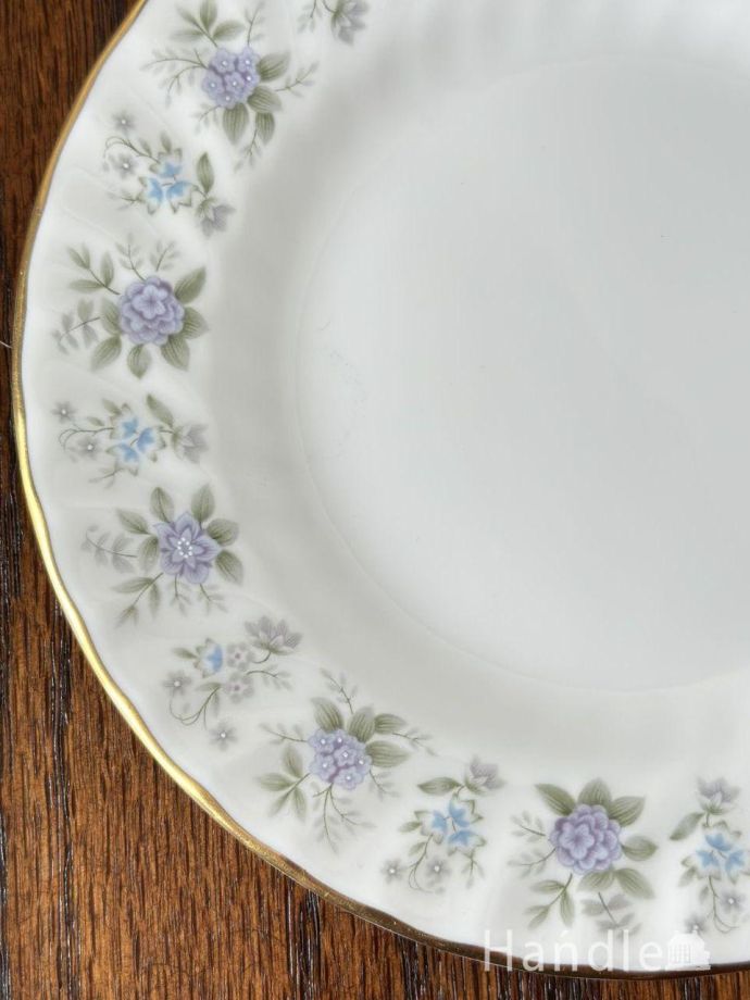 イギリスのカップ&ソーサー(トリオ)